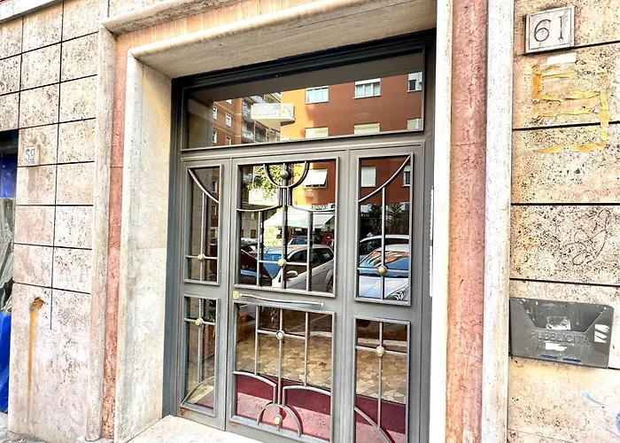 Vespa s house 10 minuti Musei Vaticani