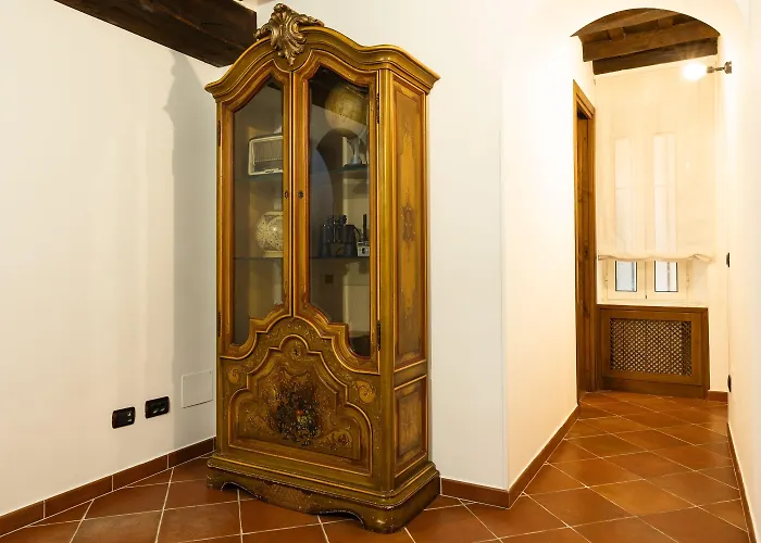 Domus LXVII Monti