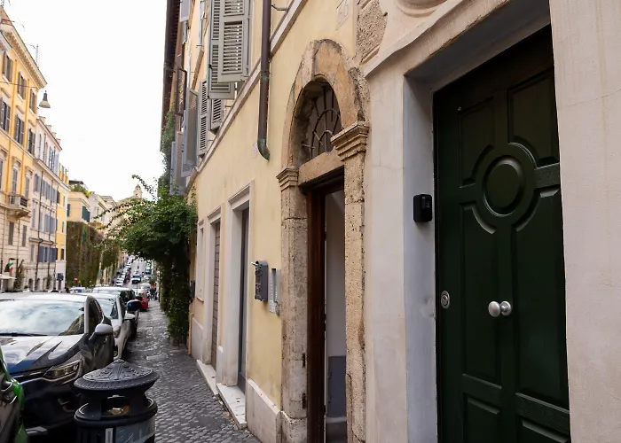 Domus LXVII Monti